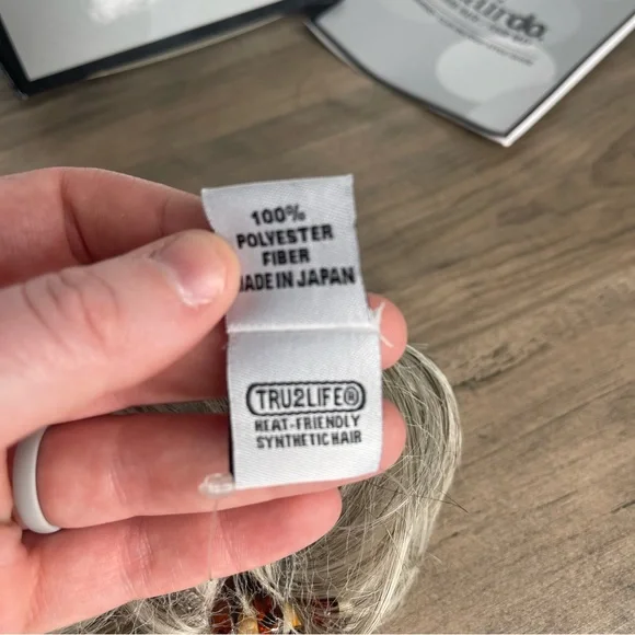 Brand new‎ hairdo hair do clip on hair Poof pouf silver mist light grey - Picture 4 of 7